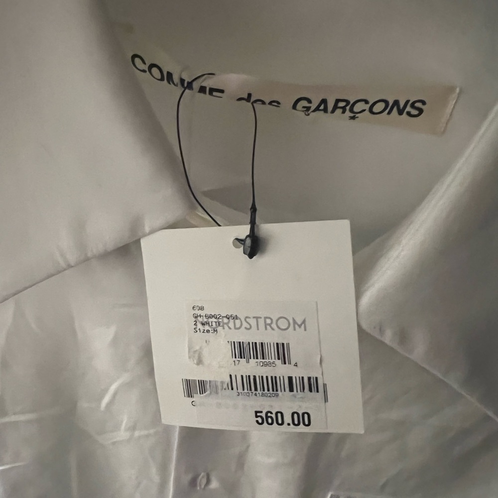 Comme Des Garçon cotton LS Ruffle Back Button Up - Picture 5 of 7